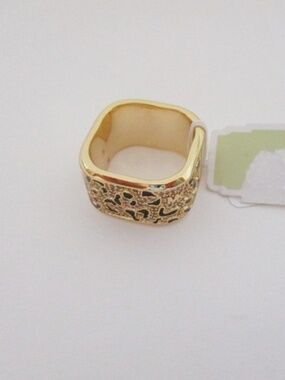 MICHAEL KORS - Cheetah Print Band Ring